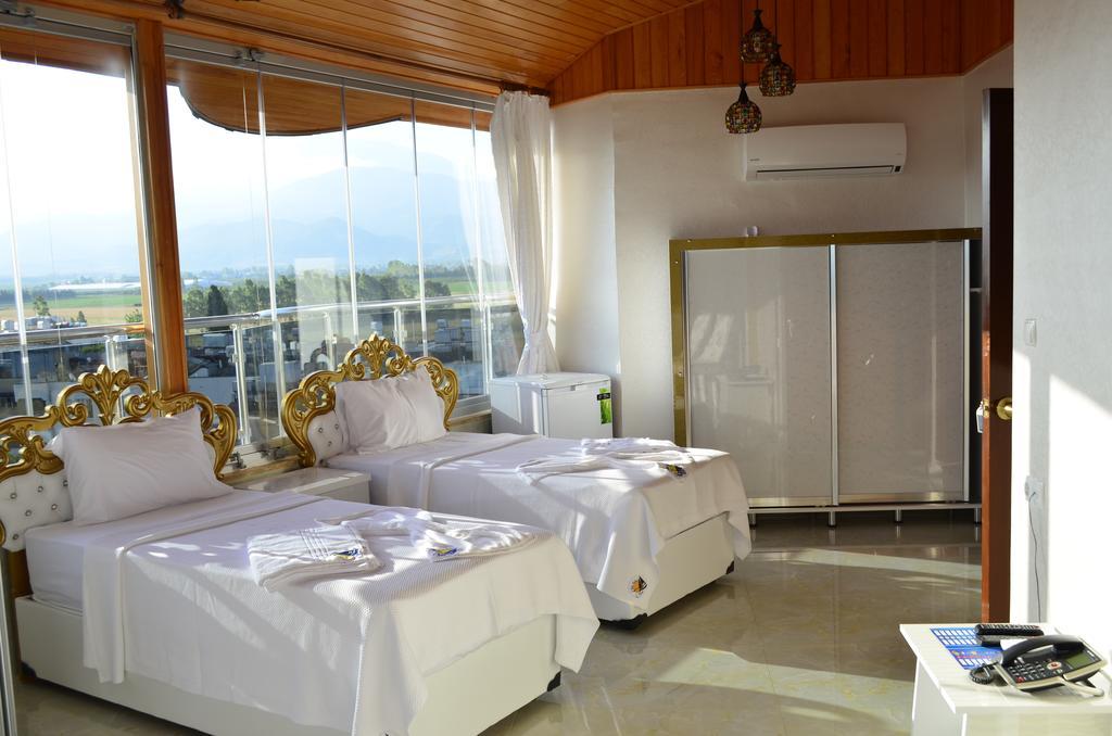Arsuz Alev Palace Otel חדר תמונה