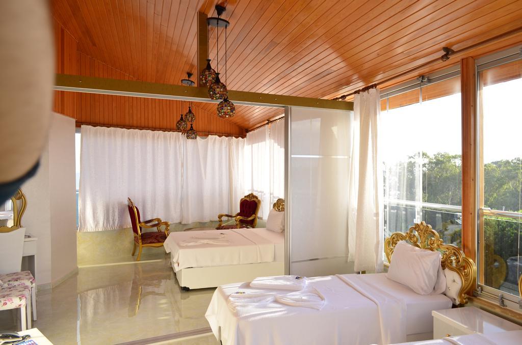 Arsuz Alev Palace Otel חדר תמונה